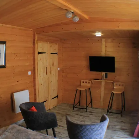 D'hote 24 M² Terrasse Apartment Saint-Meard-de-Gurcon